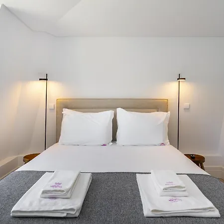 Les Deux Mariettes & Lizbona