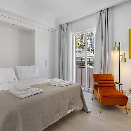 Les Deux Mariettes &